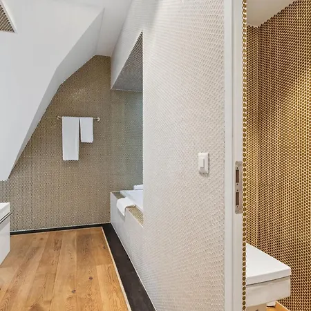 Horizon Bahnhofstrasse, Loewenstrasse Penthouse * チューリッヒ