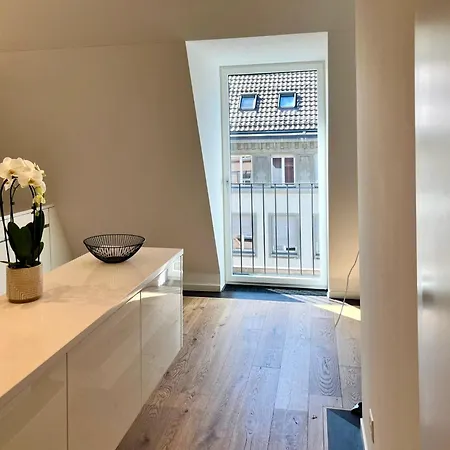Horizon Loewenstrasse Penthouse * Zürich