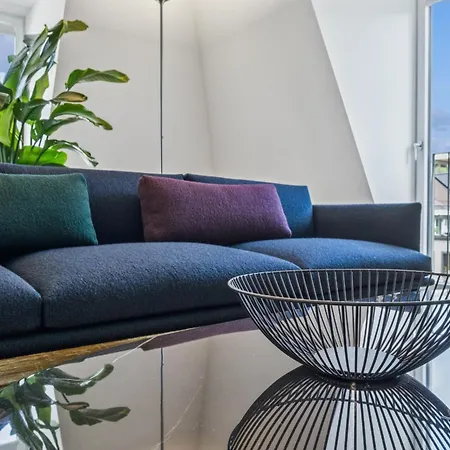 Horizon Bahnhofstrasse, Loewenstrasse Penthouse Апартаменты
