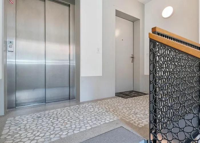 Horizon Bahnhofstrasse, Loewenstrasse Penthouse * Zurigo