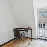Horizon Bahnhofstrasse, Loewenstrasse Penthouse * Zurich